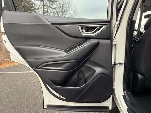 Used 2019 Subaru Forester Premium image 24