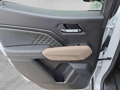 New 2026 GMC Canyon Denali AWD/4WD image 20