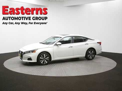 Used 2022 Nissan Altima 2.5 SV w/ SV Premium Package AWD/4WD image 55