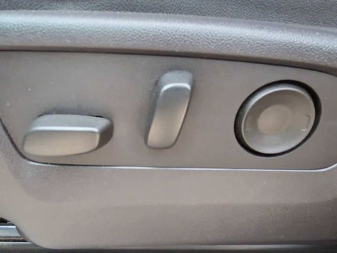 Used 2024 Chevrolet Silverado 1500 High Country w/ Technology Package image 14