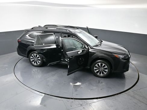 Used 2024 Subaru Outback Limited image 62