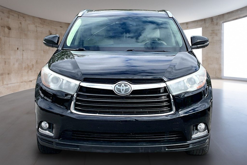 Used 2015 Toyota Highlander Limited Platinum AWD/4WD image 4