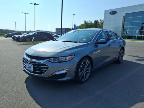 Used 2024 Chevrolet Malibu LT FWD image 7