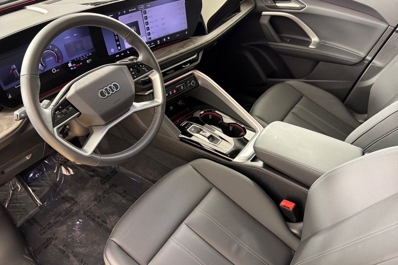 Used 2026 Audi Q5 Premium AWD/4WD image 9