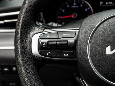 Used 2022 Kia K5 LXS image 28