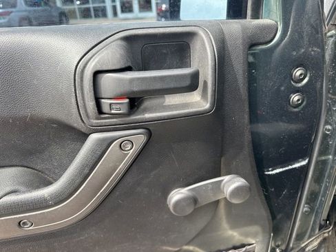 Used 2012 Jeep Wrangler Sport image 13