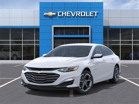 New 2025 Chevrolet Malibu LT image 6