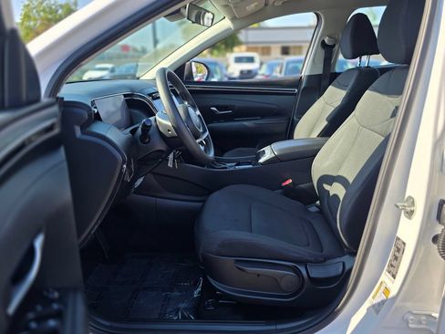 Used 2024 Hyundai Tucson SE FWD image 13