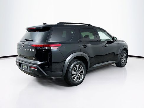 Used 2025 Nissan Pathfinder SV AWD/4WD image 9