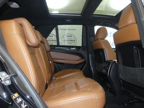 Used 2018 Mercedes-Benz GLE 43 AMG 4MATIC w/ Premium 3 Package image 23