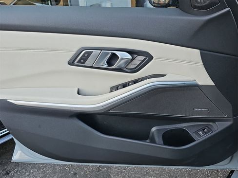 Used 2023 BMW M3 Competition w/ Parking Assistance Package image 28