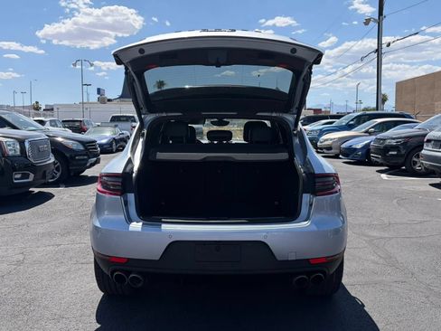 Used 2016 Porsche Macan S w/ Infotainment Package AWD/4WD image 12