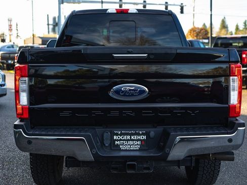 Used 2017 Ford F350 Lariat w/ Chrome Package image 12