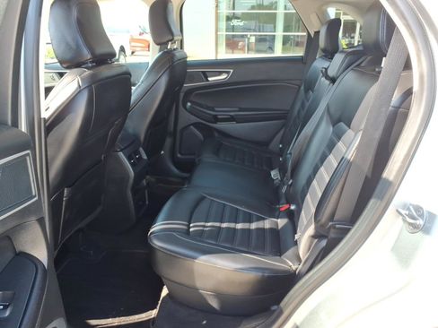 Used 2024 Ford Edge SEL AWD/4WD image 14