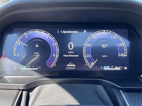 Used 2025 Jeep Grand Cherokee Altitude image 16