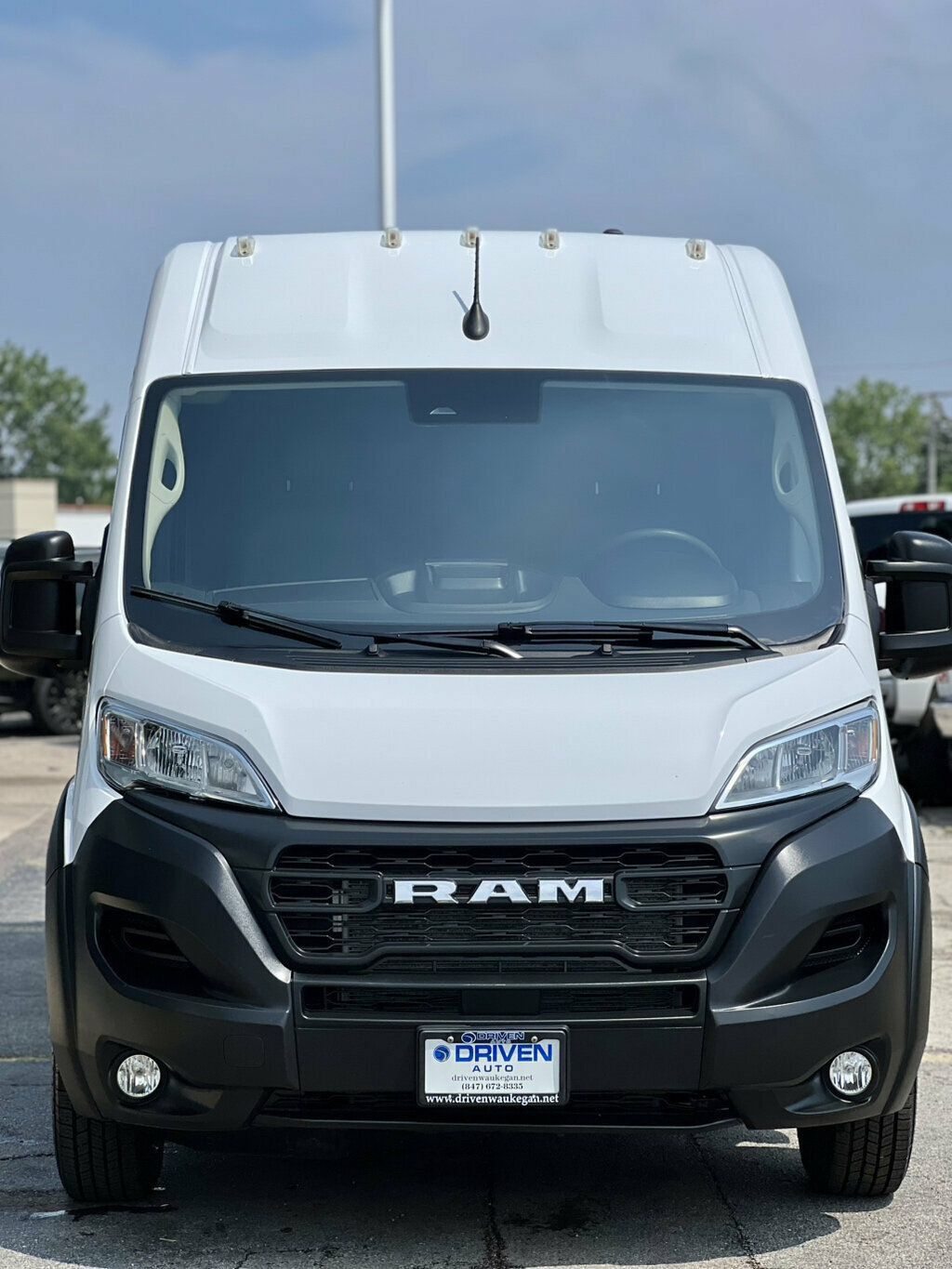 Used 2025 RAM ProMaster 2500 w/ Convenience Group FWD image 7