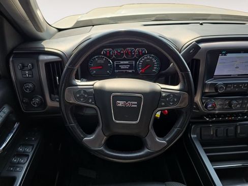 Used 2018 GMC Sierra 2500 SLT w/ Duramax Plus Package AWD/4WD image 13