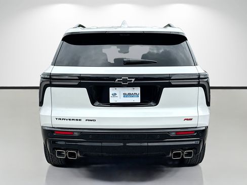 Used 2024 Chevrolet Traverse RS w/ LPO, Floor Liner Package AWD/4WD image 4