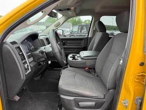 Used 2019 RAM 1500 Express w/ Wheel & Sound Group AWD/4WD image 6