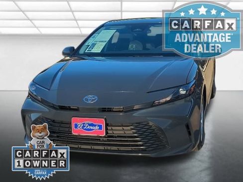 Used 2025 Toyota Camry LE image 22