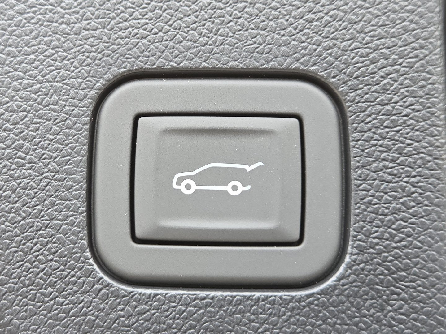 New 2026 Chevrolet Equinox LT w/ Convenience Package II AWD/4WD image 24