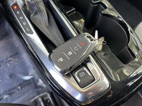 Used 2025 Chevrolet Trax LT image 18