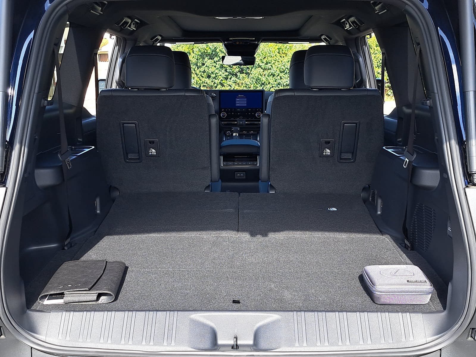 Used 2026 Lexus GX 550 w/ Accessory Package (31) AWD/4WD image 14