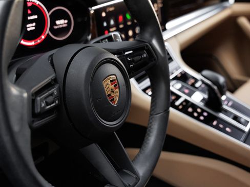 Certified 2023 Porsche Panamera Platinum Edition RWD image 19