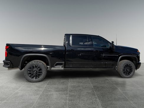 New 2026 Chevrolet Silverado 2500 High Country w/ High Country Premium Package AWD/4WD image 6