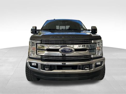 Used 2017 Ford F250 Lariat w/ Lariat Ultimate Package image 12