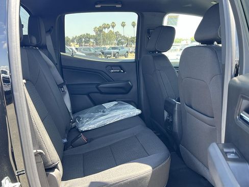 New 2026 GMC Canyon Elevation w/ LPO, Black Badging Package RWD image 27