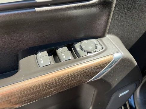 Used 2019 Chevrolet Silverado 1500 RST w/ All-Star Edition AWD/4WD image 14