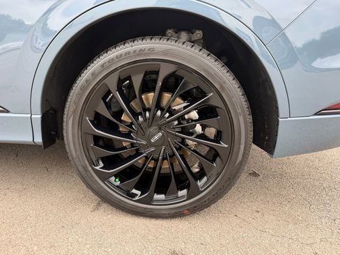 New 2026 Lincoln Aviator Reserve AWD/4WD image 24