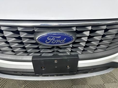 Used 2023 Ford Escape Active image 9