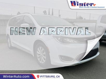 Used 2017 Chrysler Pacifica Touring-L