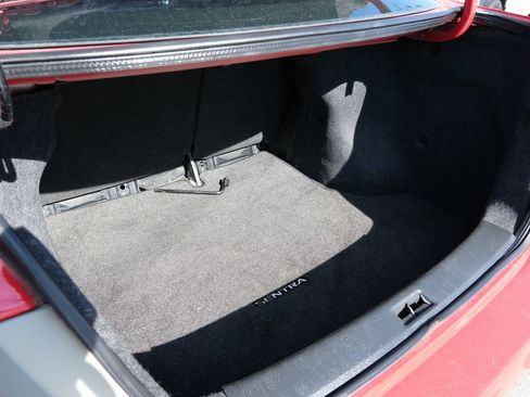 Used 2016 Nissan Sentra SR image 32