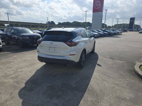 Used 2021 Nissan Murano Platinum w/ Cargo Package FWD image 8