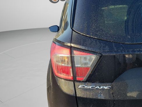 Used 2018 Ford Escape SEL w/ Ford Safe & Smart Package image 18