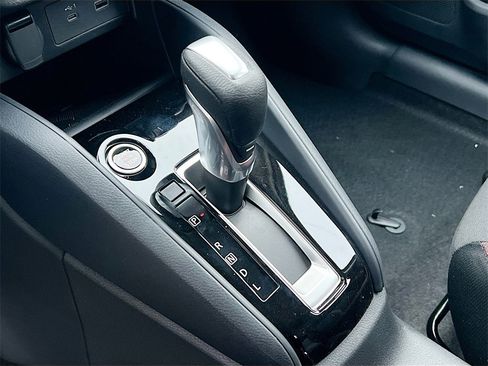 New 2025 Nissan Versa SR image 15