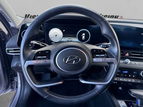 Certified 2023 Hyundai Elantra SEL w/ Convenience Package image 23