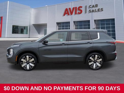 Used 2025 Mitsubishi Outlander SE AWD/4WD image 10