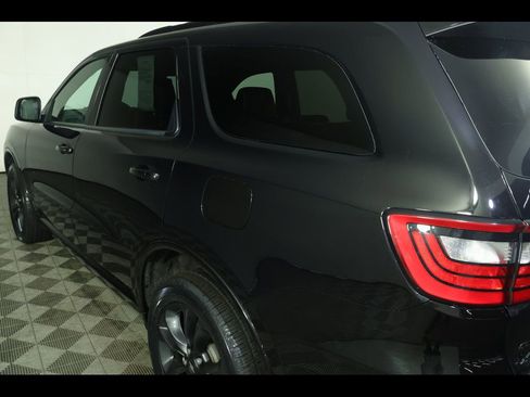 Used 2023 Dodge Durango GT image 18