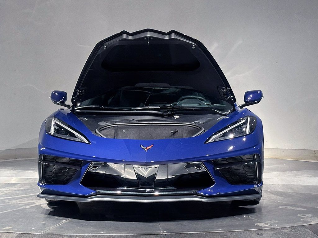 Used 2025 Chevrolet Corvette Stingray Preferred Cpe w/ 2LT RWD image 24