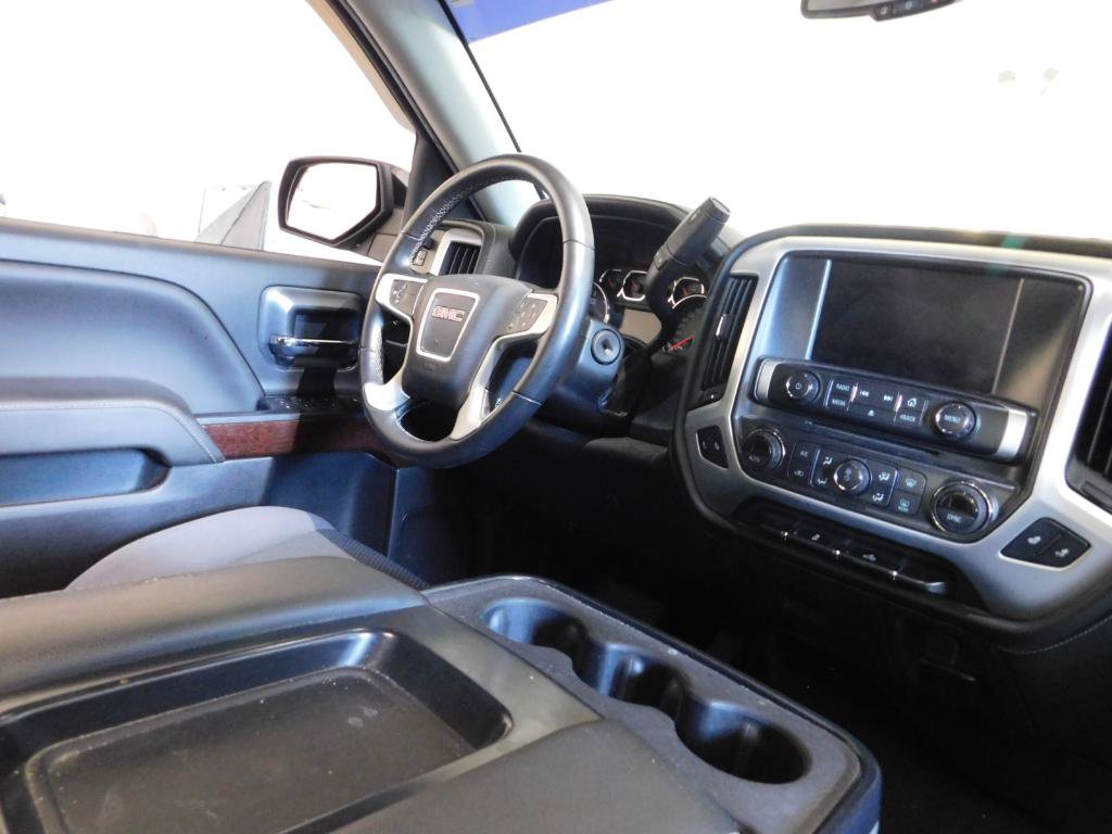 Used 2017 GMC Sierra 1500 SLE AWD/4WD image 2