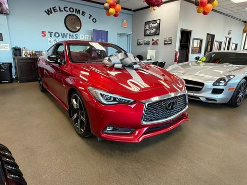 Used 2020 INFINITI Q60 Red Sport 400 w/ Proactive Package image 6