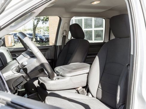 Used 2019 RAM 1500 Express w/ Wheel & Sound Group image 7