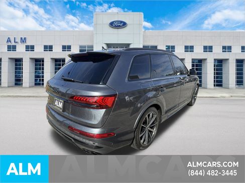 Used 2022 Audi SQ7 Prestige w/ Prestige Package image 8