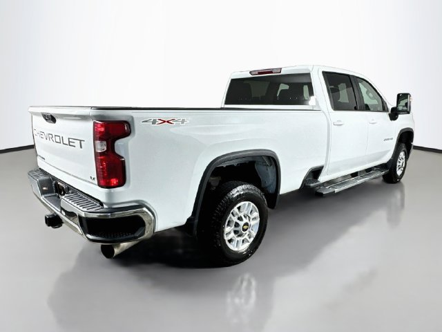 Used 2023 Chevrolet Silverado 2500 LT AWD/4WD image 7