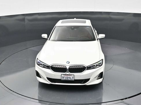 Used 2023 BMW 330i Sedan w/ Premium Package RWD image 18