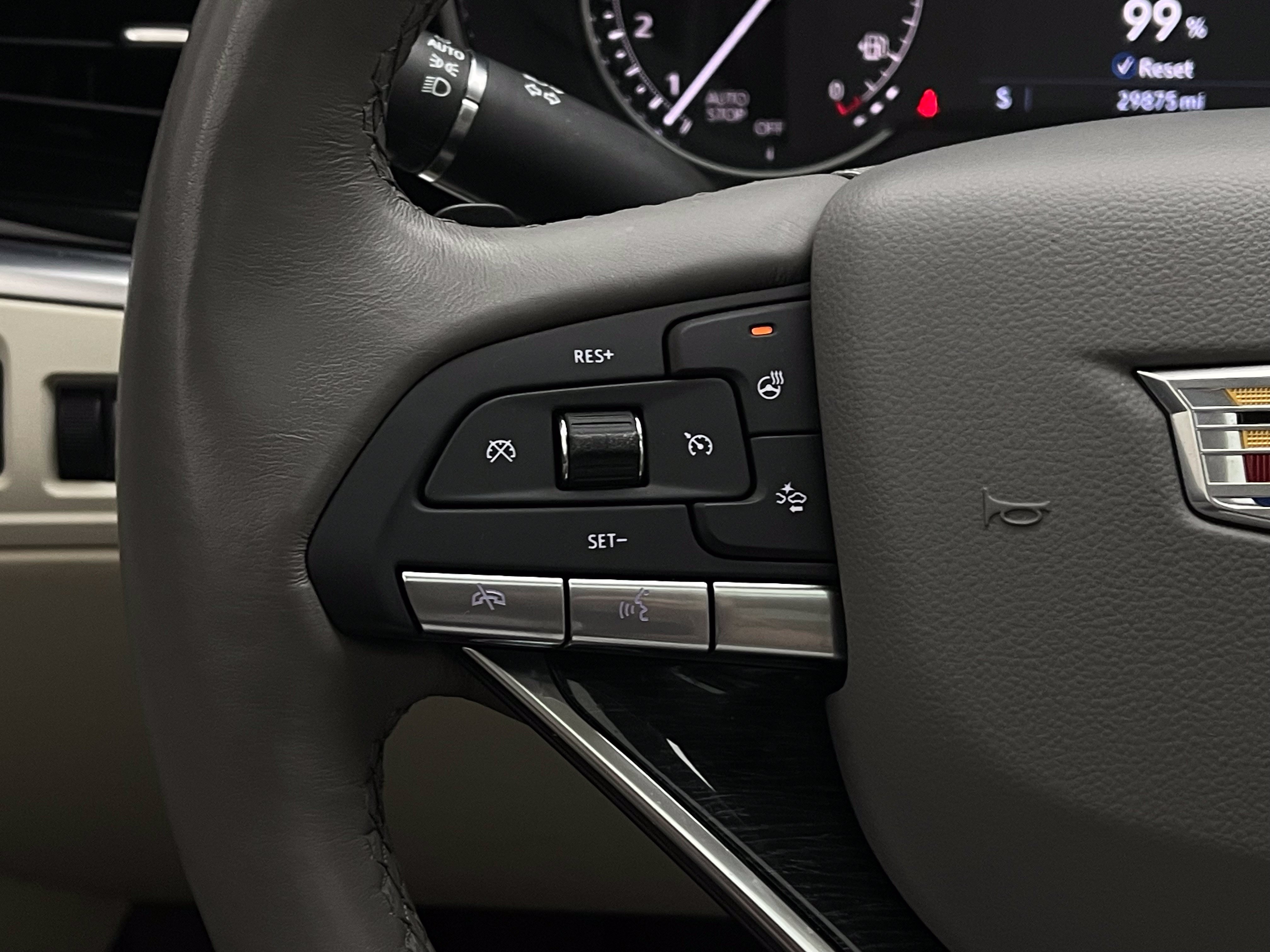 Used 2024 Cadillac XT6 Premium Luxury FWD image 26